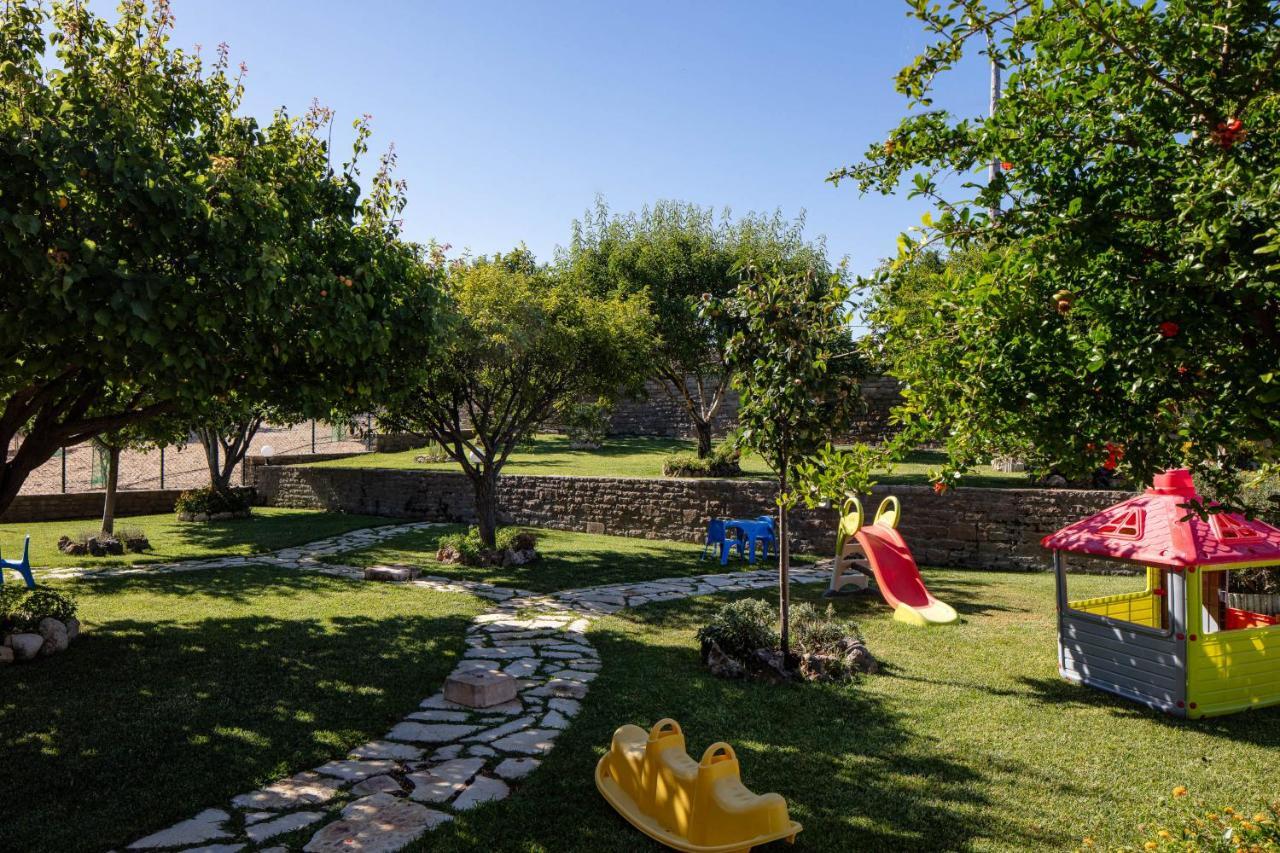 Villa Natura - With Private Heated Pool Tria Monastiria Buitenkant foto